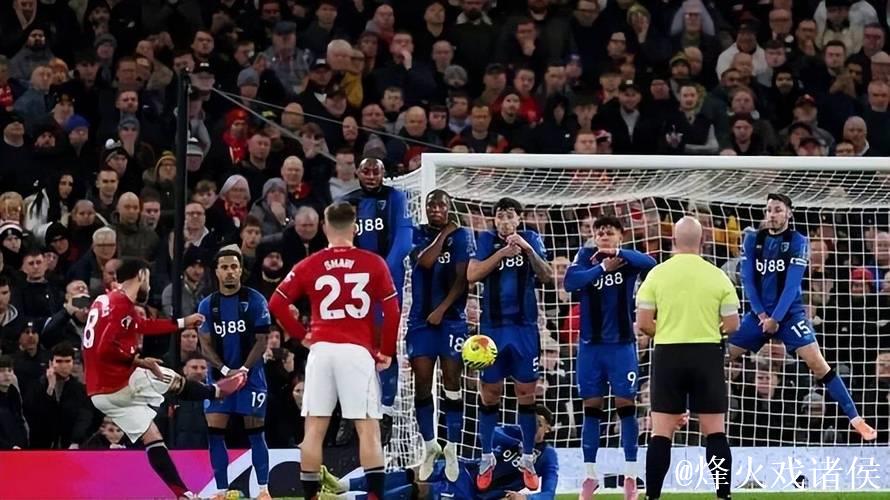 疯狂4-4!曼联4轮不败仍排第6:全场3大亮点 暴露两大顽疾 疯狂4-4!曼联4轮不败仍排第6:全场3大亮点 暴露两大顽疾
