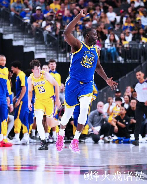 库里21分力克亚历山大52分 勇士险胜雷霆迎来2连胜 库里21分力克亚历山大52分 勇士险胜雷霆迎来2连胜